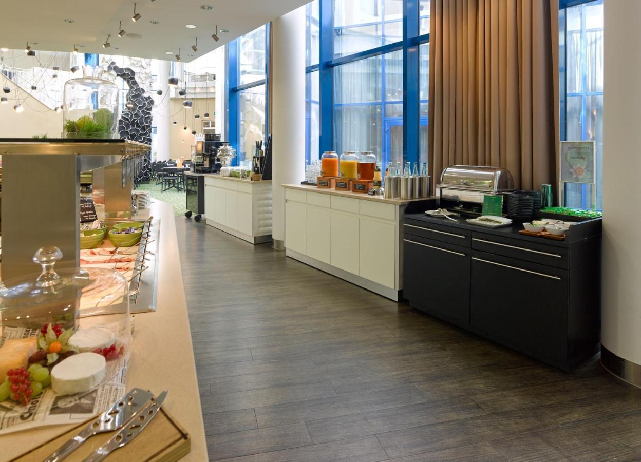 Holiday By Ihg Hotel 4*