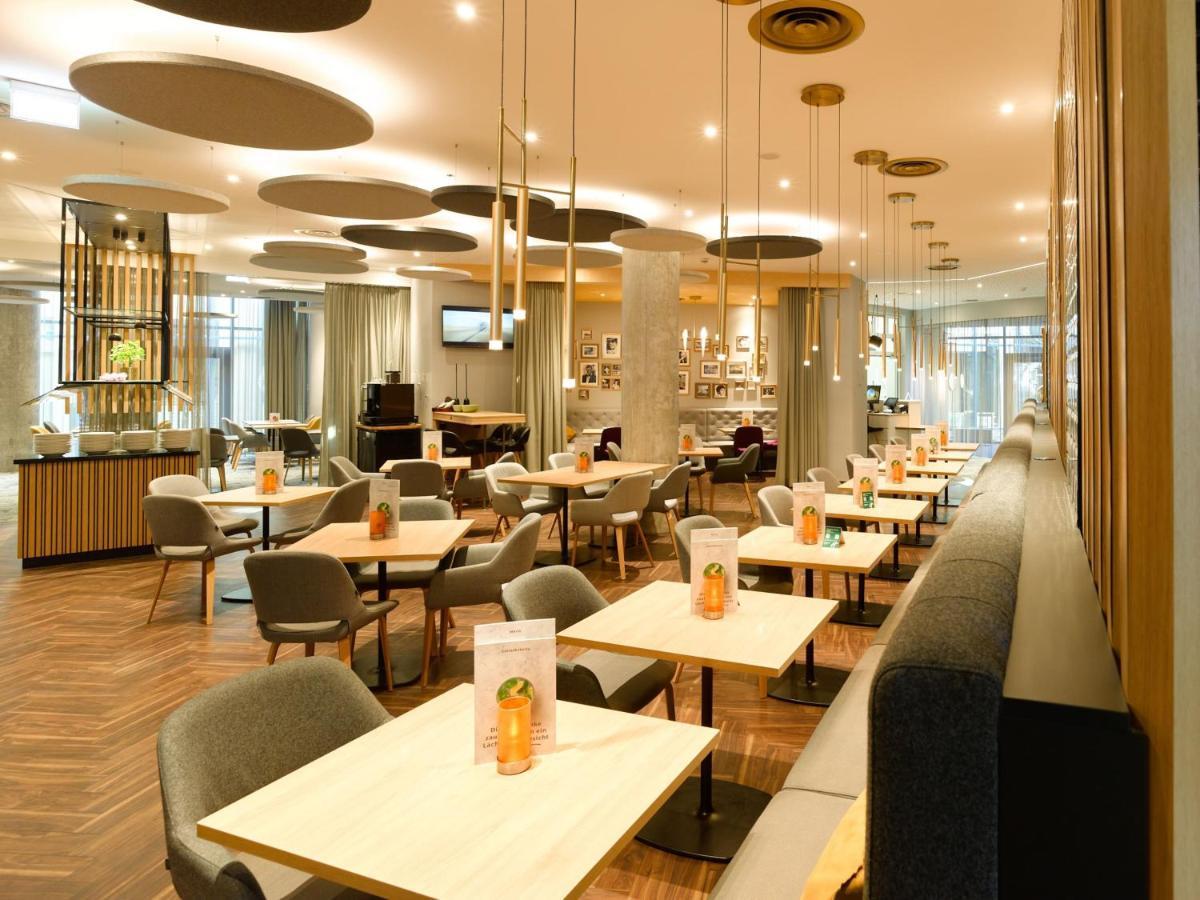 Hotel Holiday By Ihg 4*