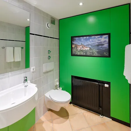 Holiday Inn Stuttgart By Ihg Exterior photo